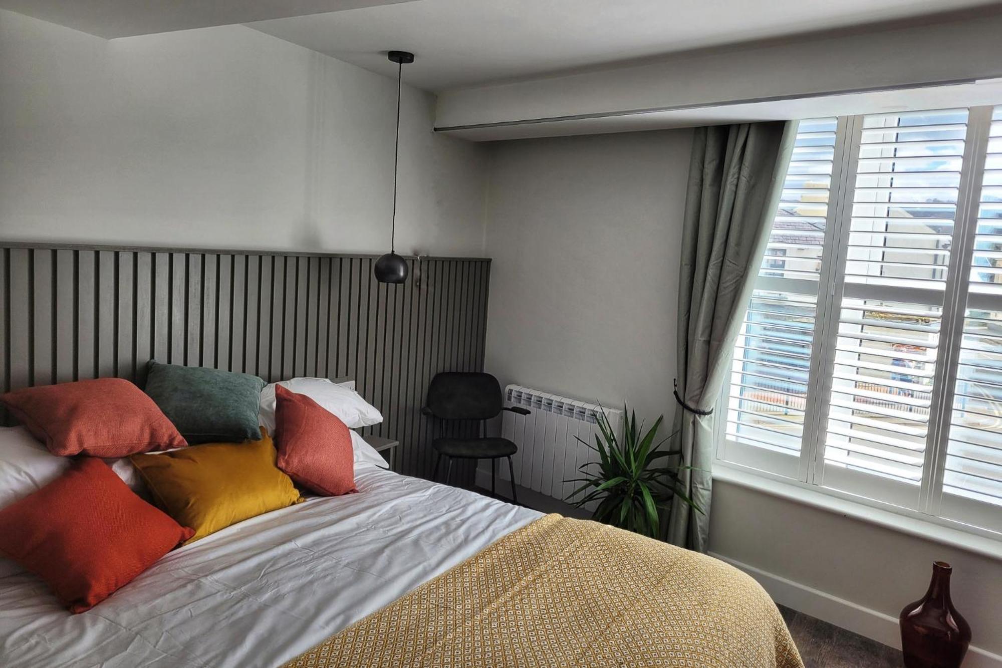 Sgwar Hotell Menai Bridge Eksteriør bilde